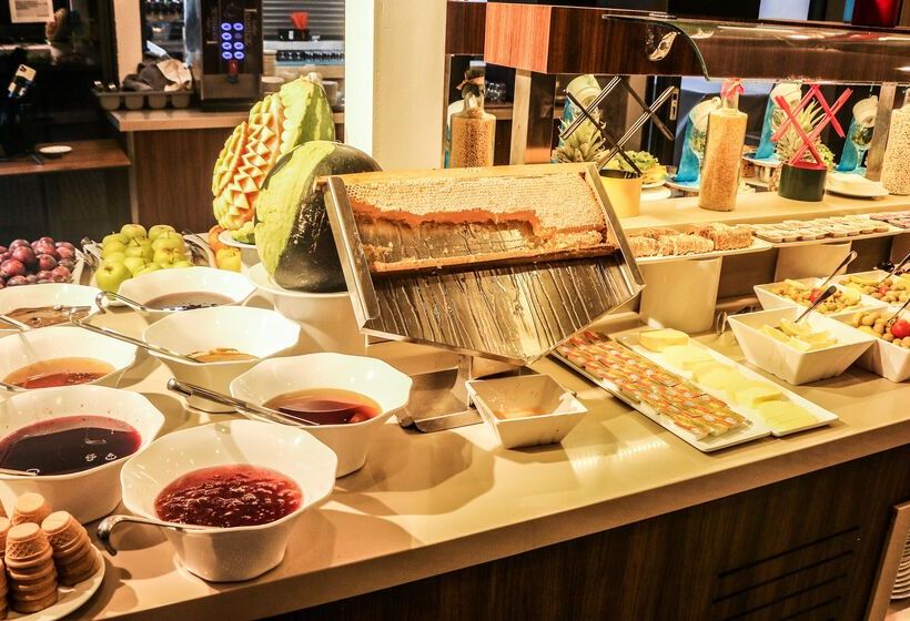 בית מלון כפרי Dynasty