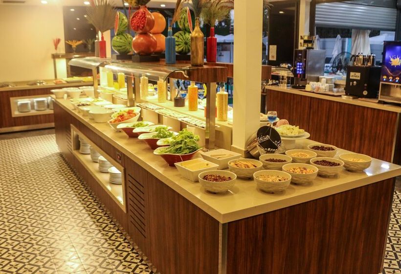 בית מלון כפרי Dynasty