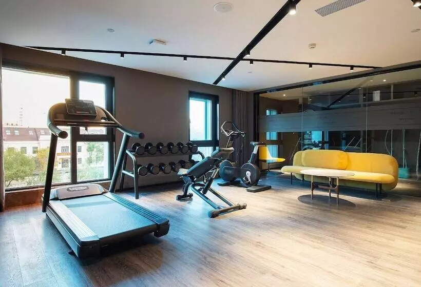 Отель Mercure Harbin Central Street Sophia Church