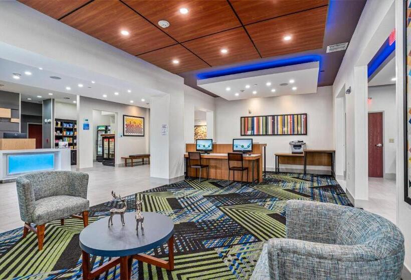 בית מלון כפרי Holiday Inn Express Suites Van Buren Ft Smith Area, An Ihg