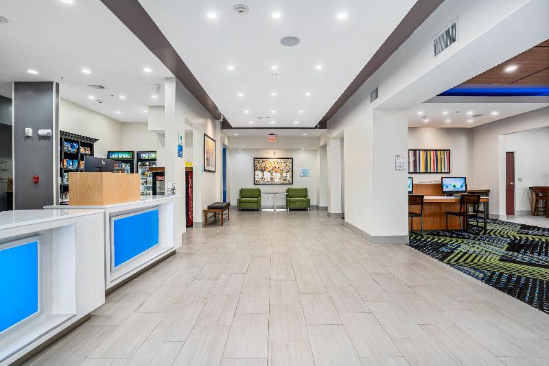 בית מלון כפרי Holiday Inn Express Suites Van Buren Ft Smith Area, An Ihg