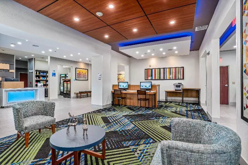 ホテル Holiday Inn Express Suites Van Buren Ft Smith Area, An Ihg