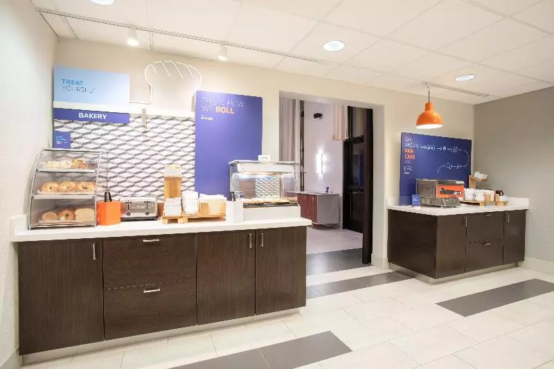 ホテル Holiday Inn Express & Suites Phoenix Glendale Dist, An Ihg