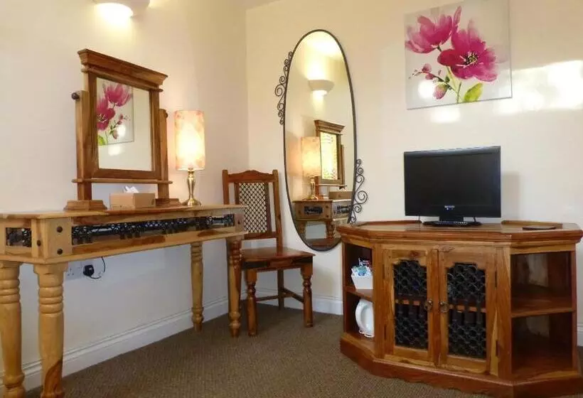 Отель Park Farm