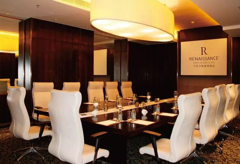 Отель Renaissance Sanya Haitang Bay Resort