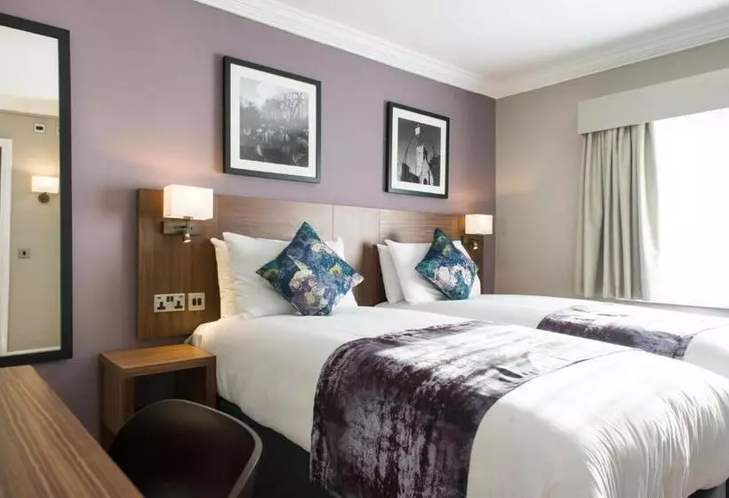 Отель The Swan By Innkeeper S Collection