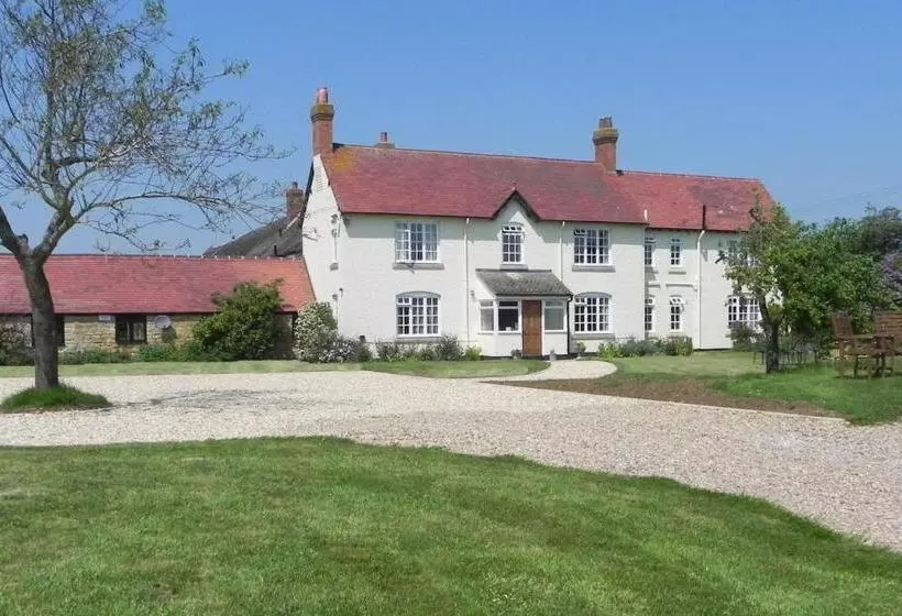 Bed and Breakfast Lowerfield Farm