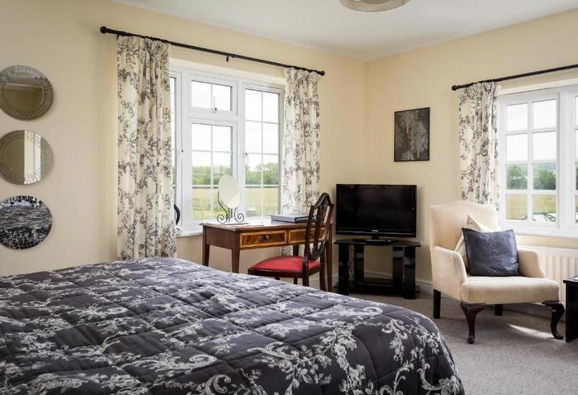 مبيت وإفطار Lowerfield Farm