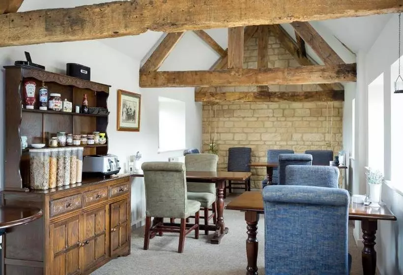 Bed and Breakfast Lowerfield Farm