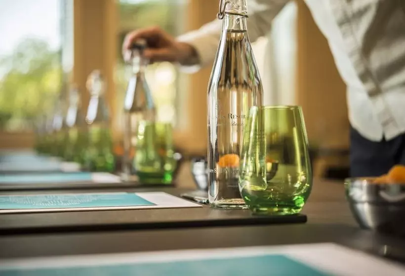 Four Seasons Resort Seychelles