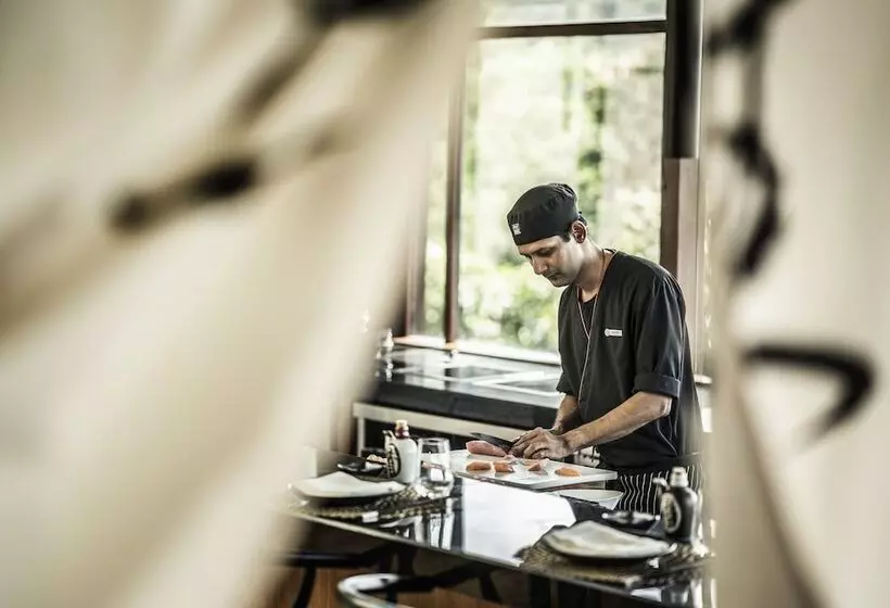 Four Seasons Resort Seychelles