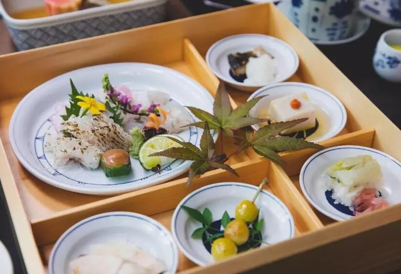 Hotel Arima Onsen Tocen Goshobo