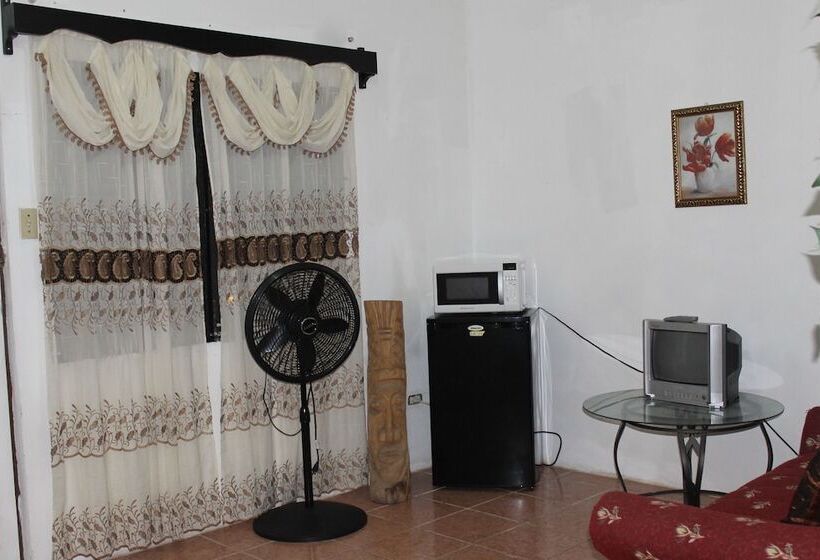 فندق Bachelor Inn