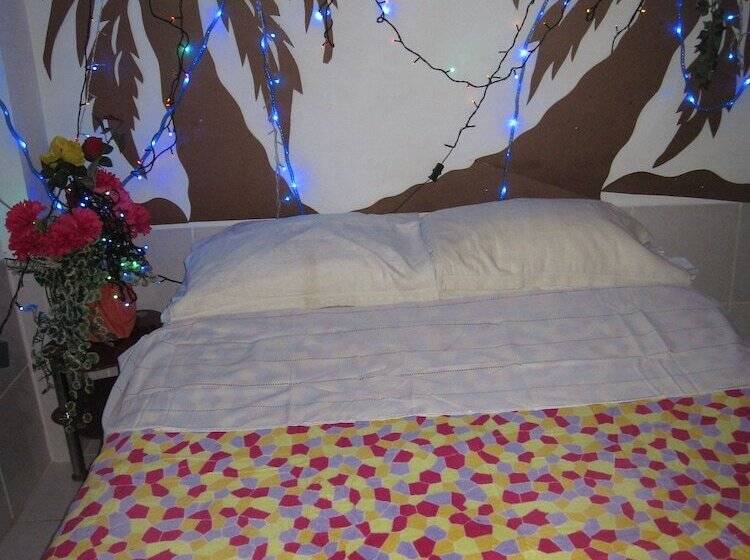 فندق Bachelor Inn