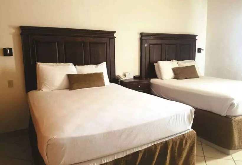 Laos Mar Hotel & Suites