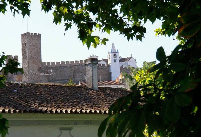 فندق Casa Do Plátano   Arraiolos