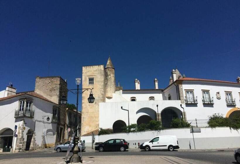 فندق Casa Do Plátano   Arraiolos