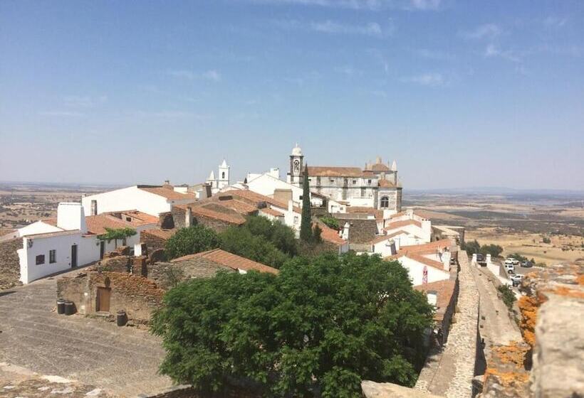 فندق Casa Do Plátano   Arraiolos