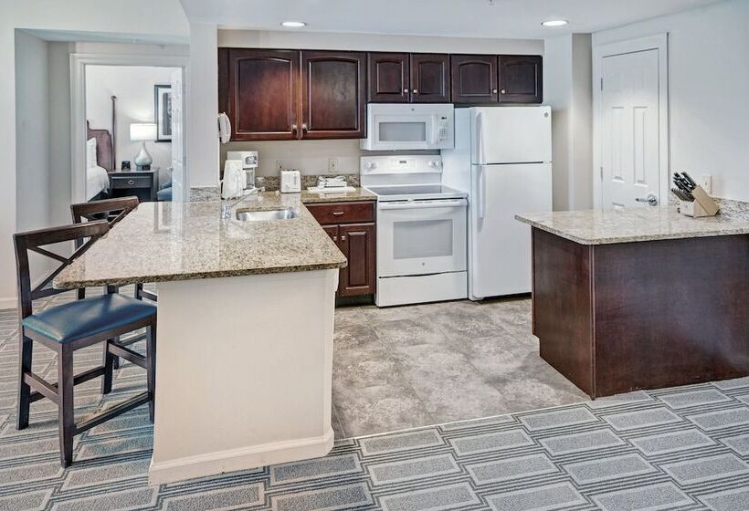 Отель Club Wyndham Old Town Alexandria