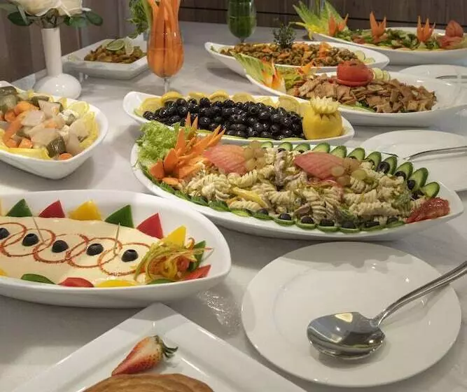 Corp Executive Hotel Doha Suites