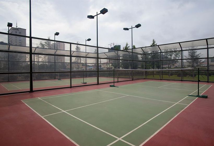 酒店 Crowne Plaza Dandong