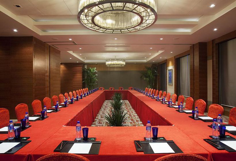 酒店 Crowne Plaza Dandong