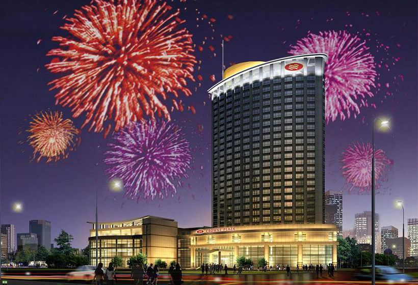 酒店 Crowne Plaza Dandong