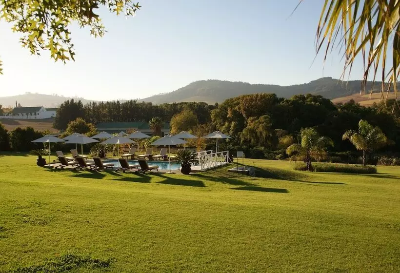 هتل Cultivar Boutique