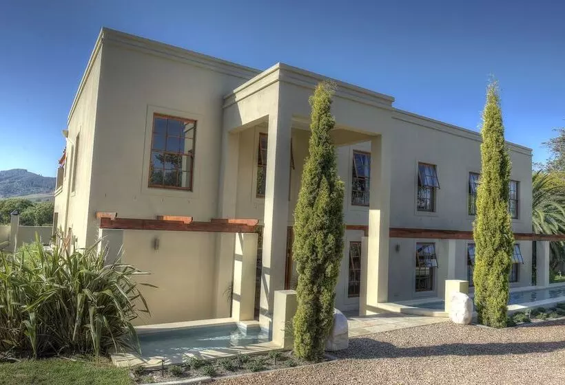 هتل Cultivar Boutique