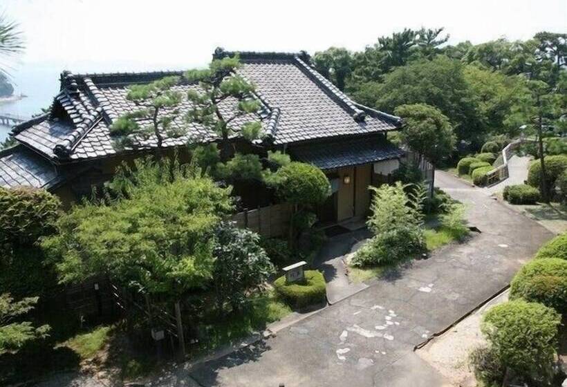 בית מלון כפרי Gamagori Classic