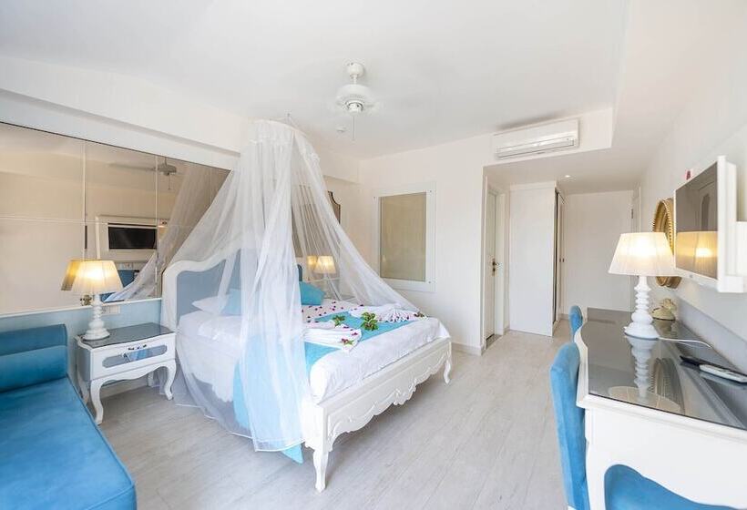 בית מלון כפרי Montebello Deluxe