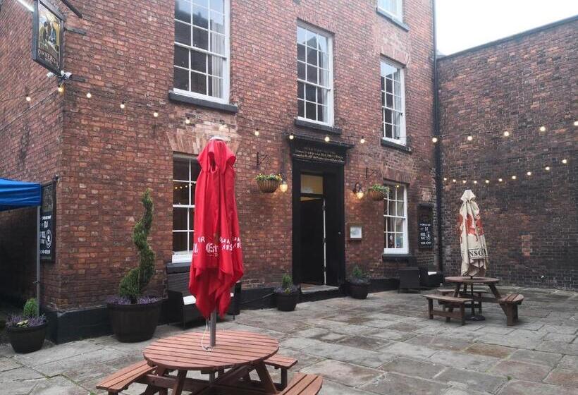 호텔 The Commercial Bar &