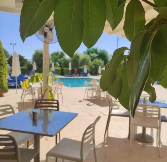 Mandalena Hotel Apartments