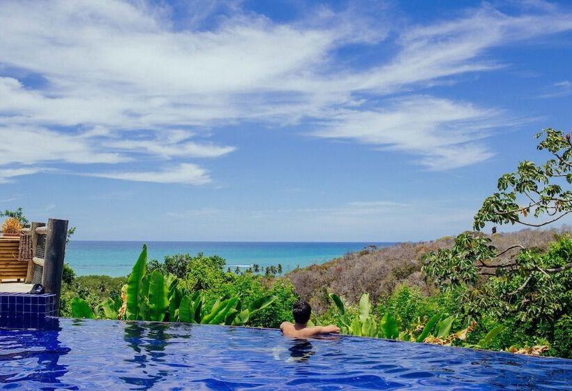 استراحتگاه Villas Supreme