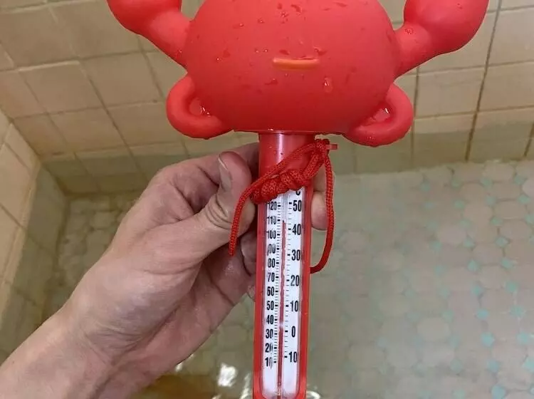 Motelli Charles Hotsprings