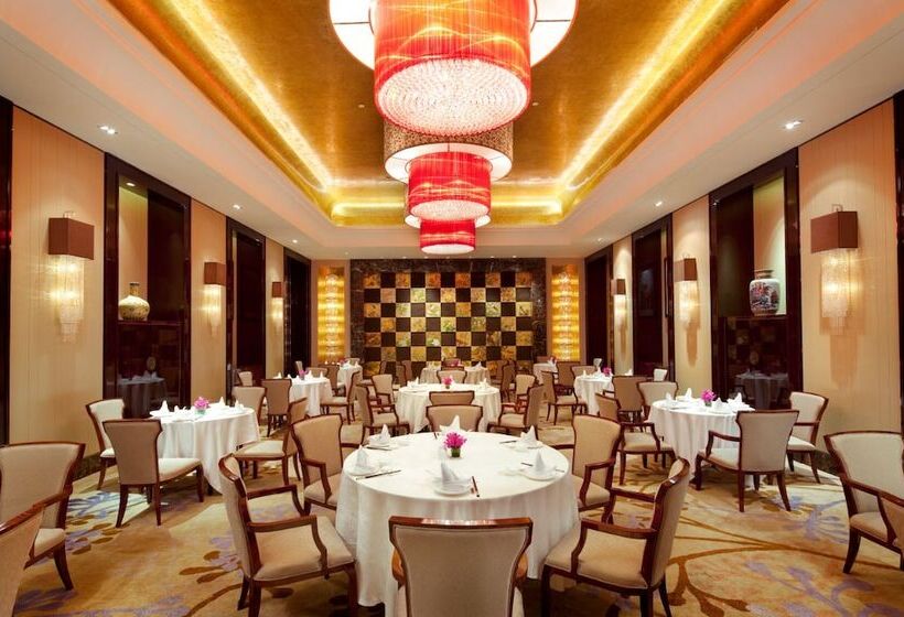 Отель Wanda Realm Taizhou