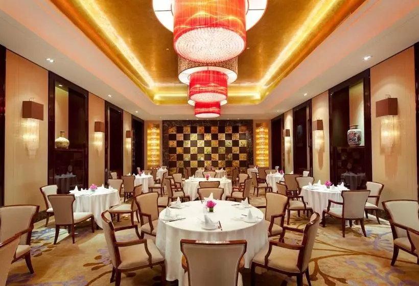 Отель Wanda Realm Taizhou