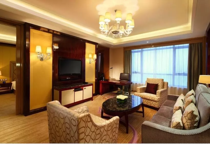 Отель Wanda Realm Taizhou