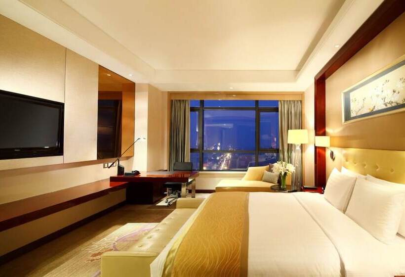 Отель Wanda Realm Taizhou