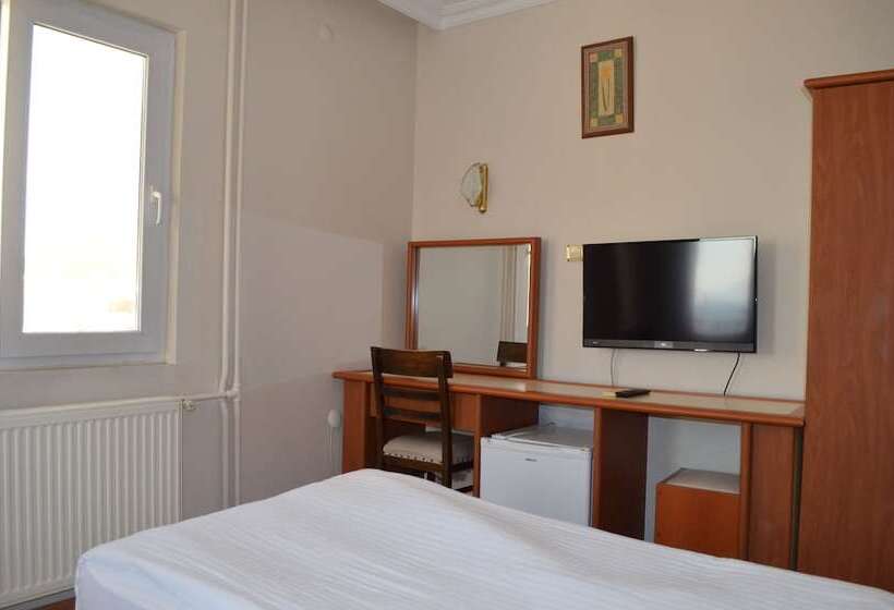 בית מלון כפרי Grand Milano