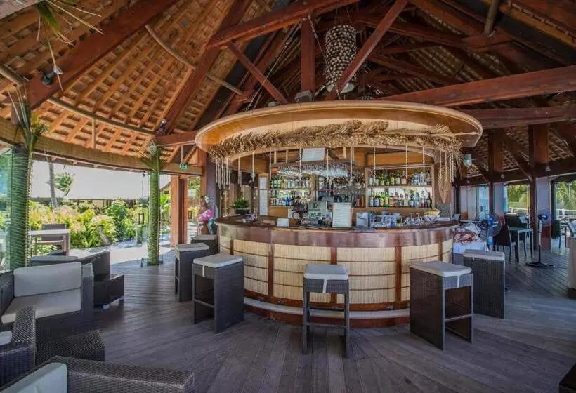 هتل Maitai Rangiroa