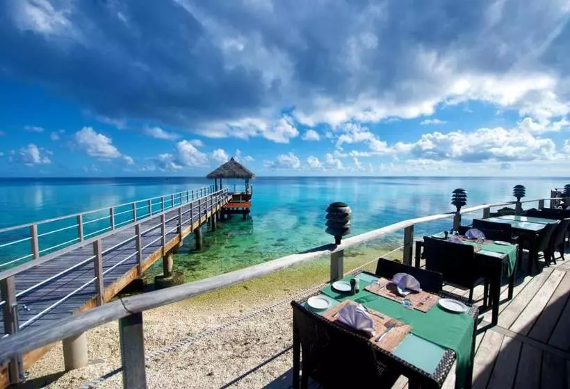 هتل Maitai Rangiroa