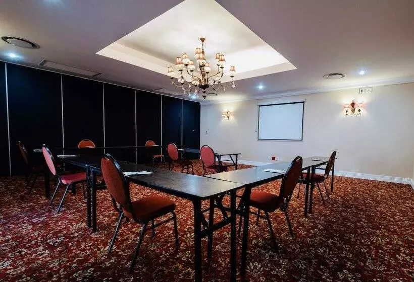 Protea Hotel By Marriott Kimberley