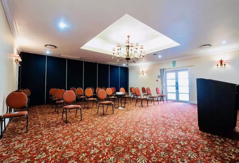 Protea Hotel By Marriott Kimberley