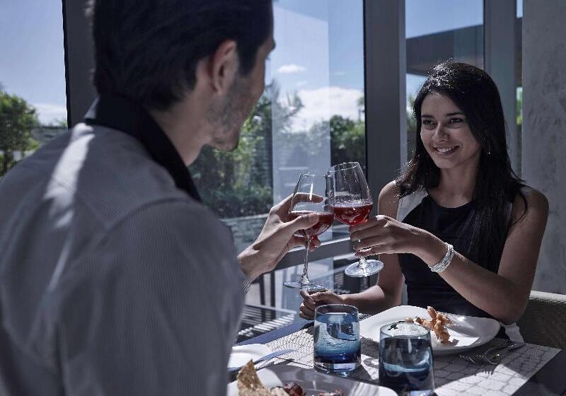 فندق Pullman Jakarta Central Park