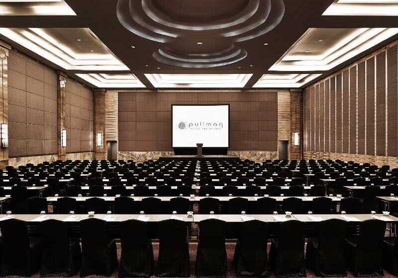 فندق Pullman Jakarta Central Park