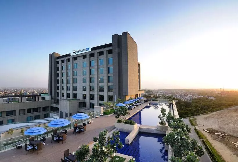 Radisson Blu Hotel New Delhi Paschim Vihar