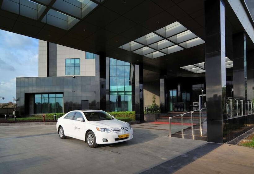 Radisson Blu Hotel New Delhi Paschim Vihar