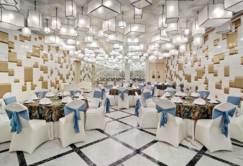 Radisson Blu Hotel New Delhi Paschim Vihar