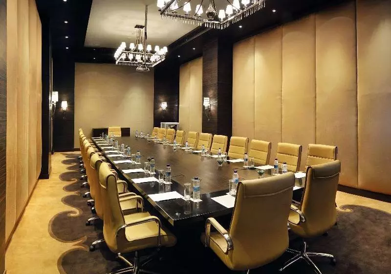 Radisson Blu Hotel New Delhi Paschim Vihar